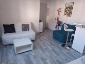 Studio 25 m2 centre Uriage